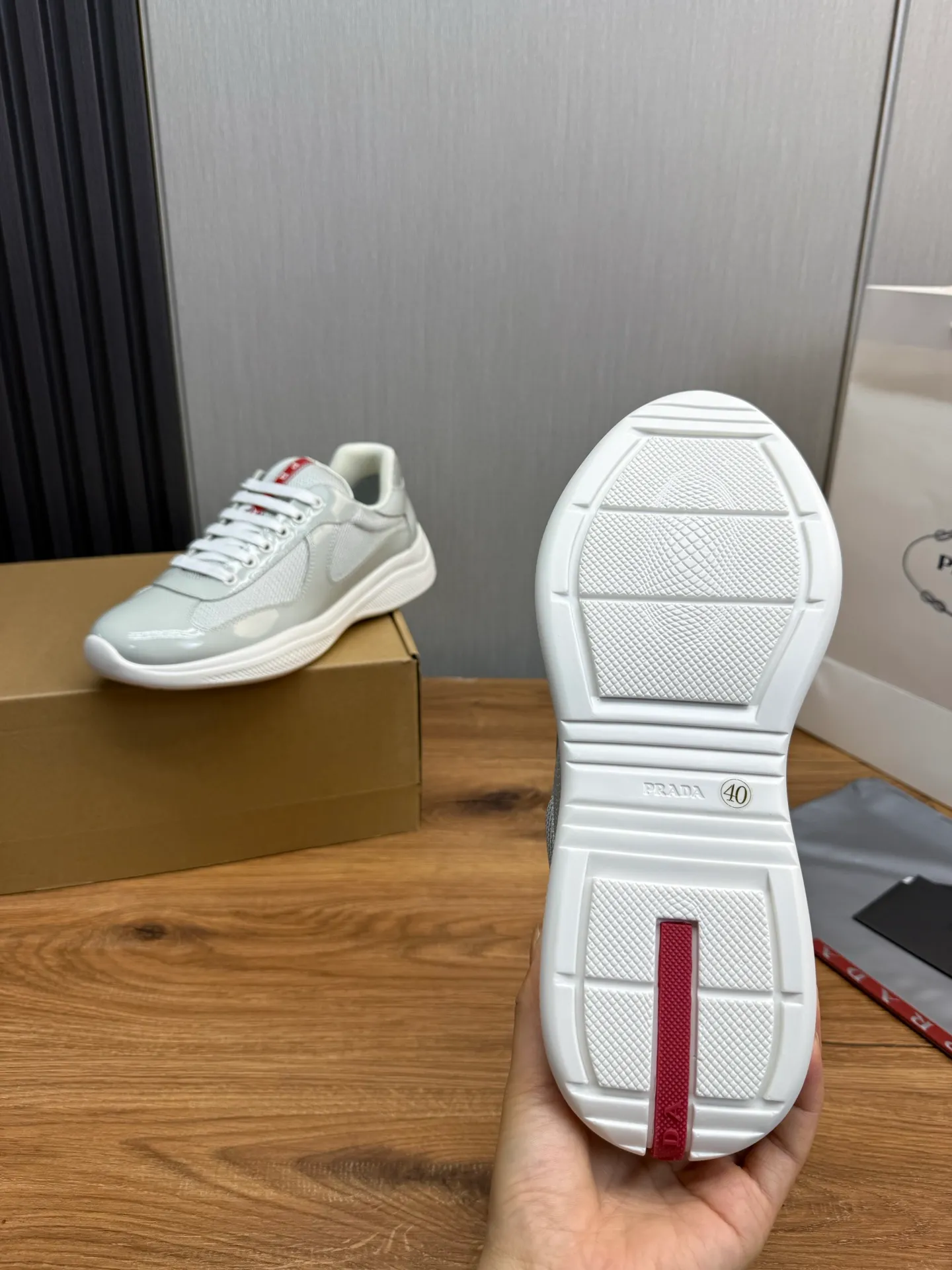 Men's shoes 640💰 [PRADA] Hot selling items🔥Must be recommended every day~~ Official website synchronized, 1:1 high quality shipments✔️ Imported cowhide fabric, rubber material + cowhide lining, original bottom, high-end airplane box packaging🎁 38-45 (38.45 custom-made, non-returnable)